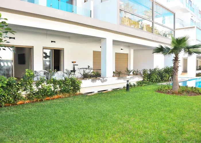 Luxurious Apt - Sea View