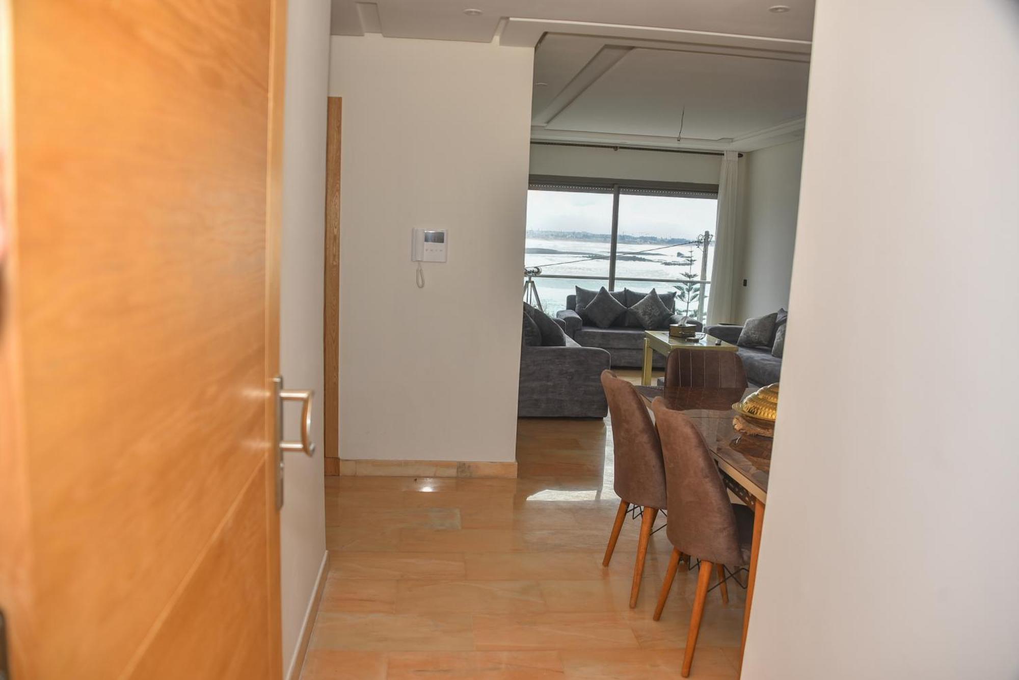 Luxurious - Sea View *