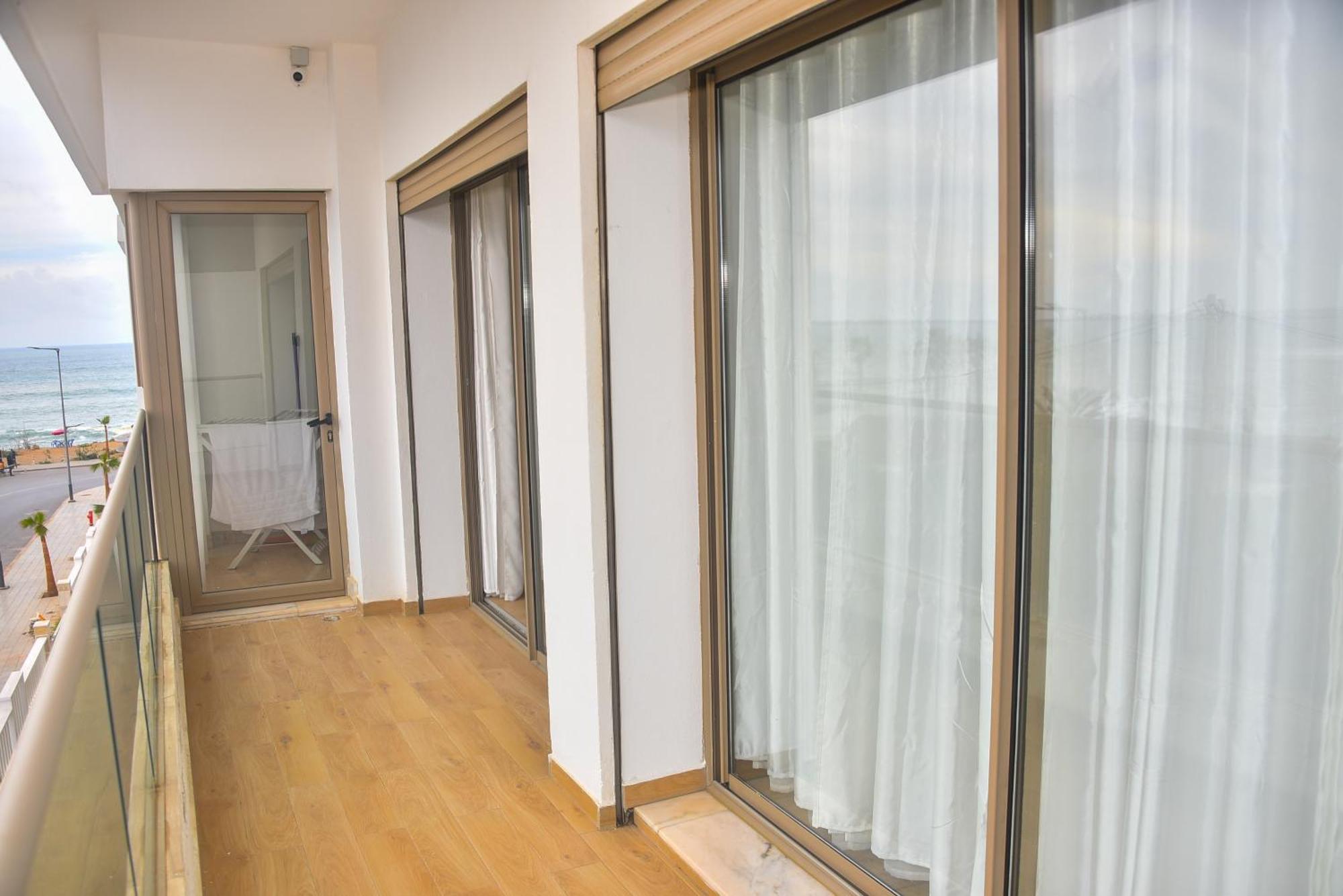 Luxurious - Sea View Apartment *