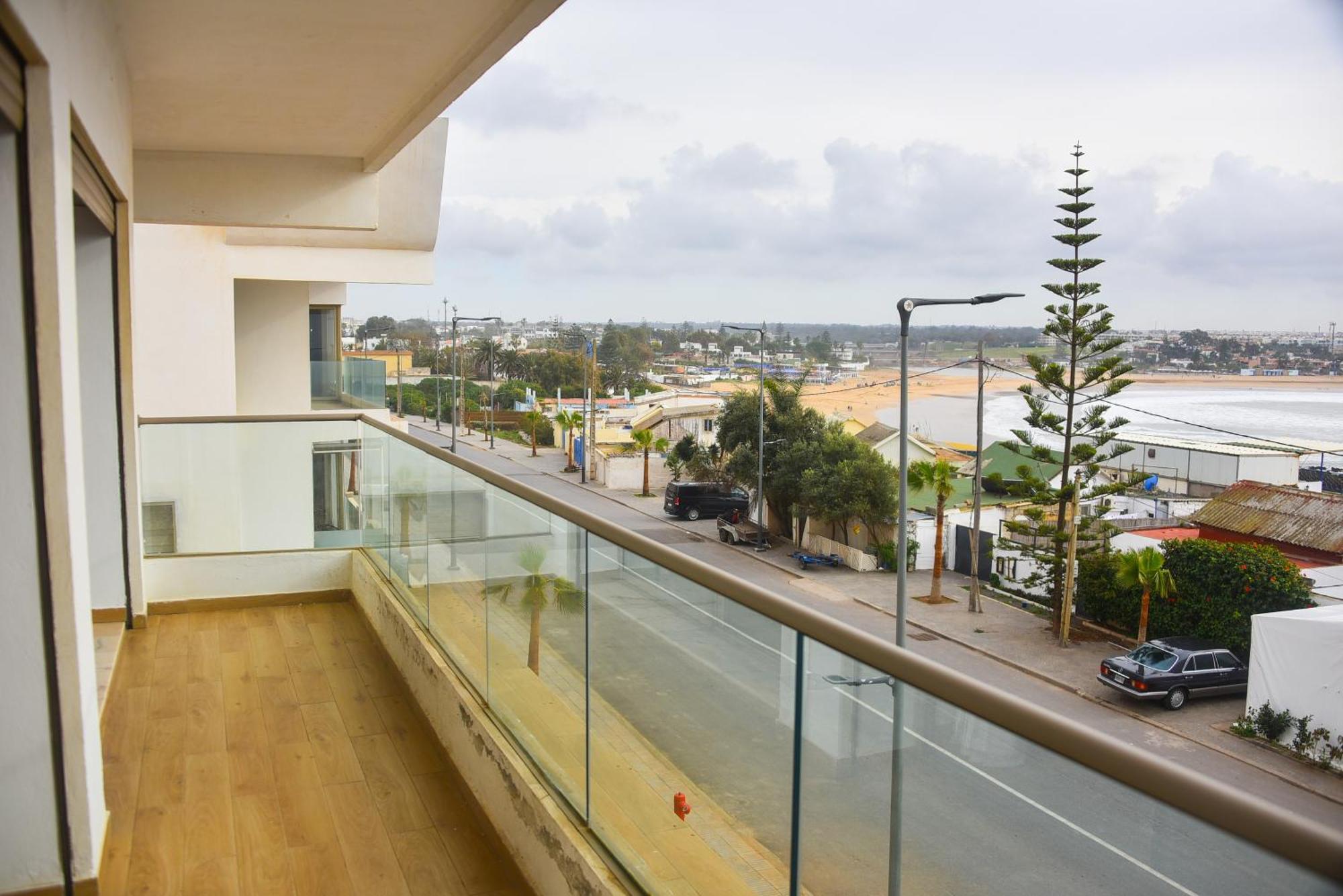 Apartment Luxurious - Sea View
