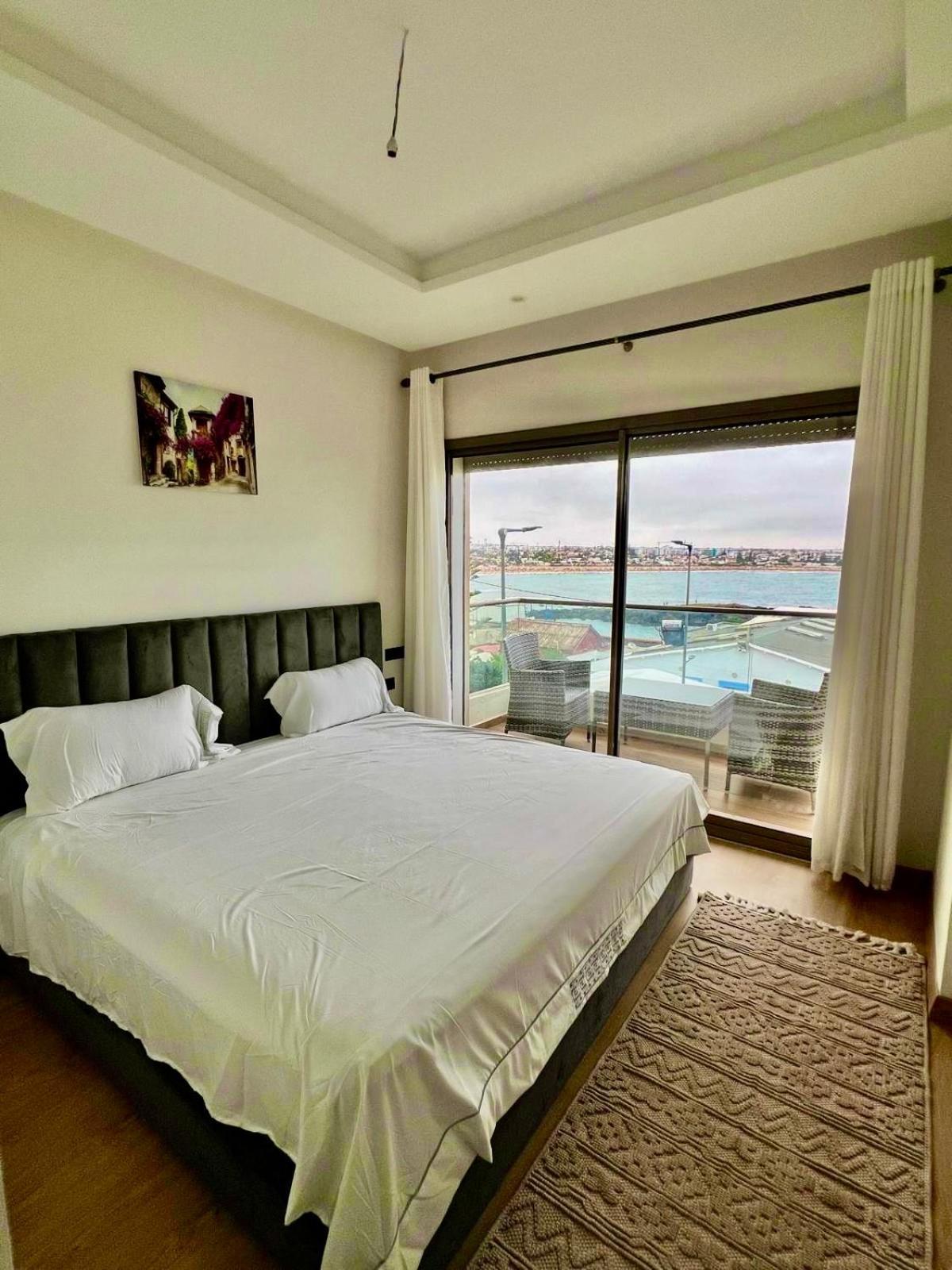 Apartment Luxurious - Sea View *