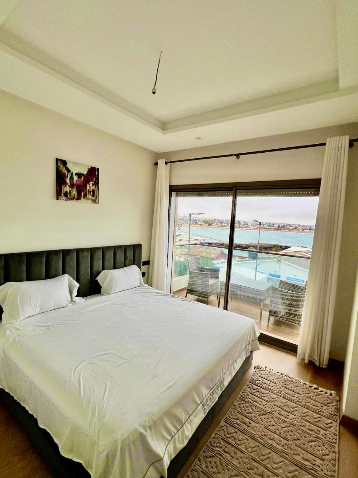 Apartment Luxurious - Sea View Pont Blondin