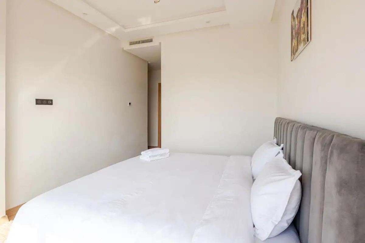 Apartment Luxurious - Sea View Pont Blondin