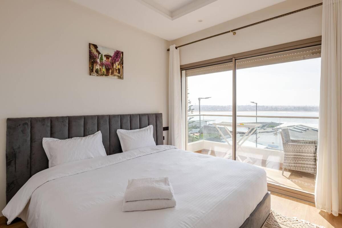 Luxurious - Sea View Apartment
